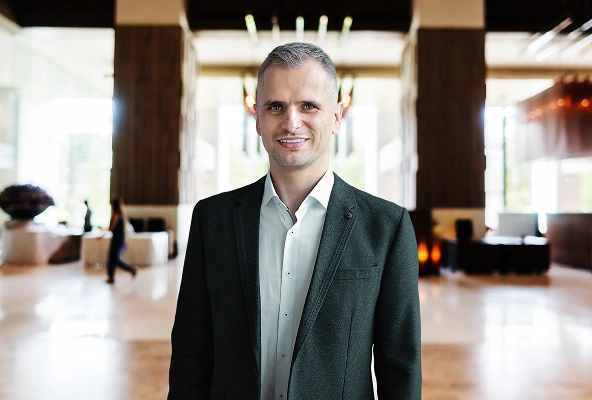 Andy Zenkevich Co-founder & CEO, Epiic